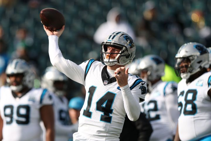 Carolina Panthers v Philadelphia Eagles