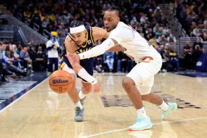 Cleveland Cavaliers v Indiana Pacers