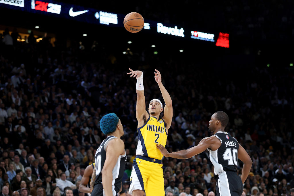 San Antonio Spurs v Indiana Pacers