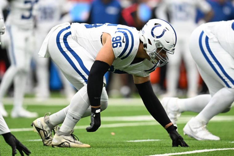 Red: DT-Taven Bryan (Age: 29)