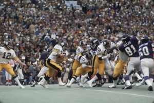 Super Bowl IX