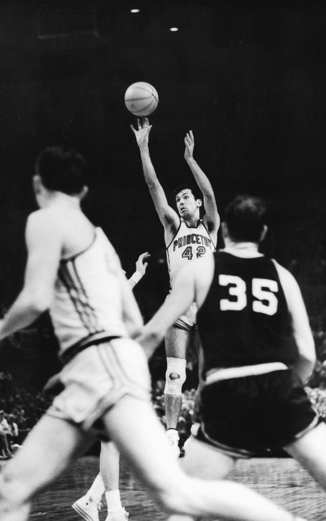 Bill Bradley - 58 Points - Princeton vs Whichita (1965)