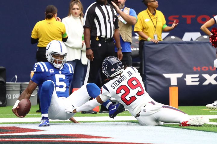 Injury 2 | Week 2-3 2023 | Suffers concussion in week 2, missed 1.5 games