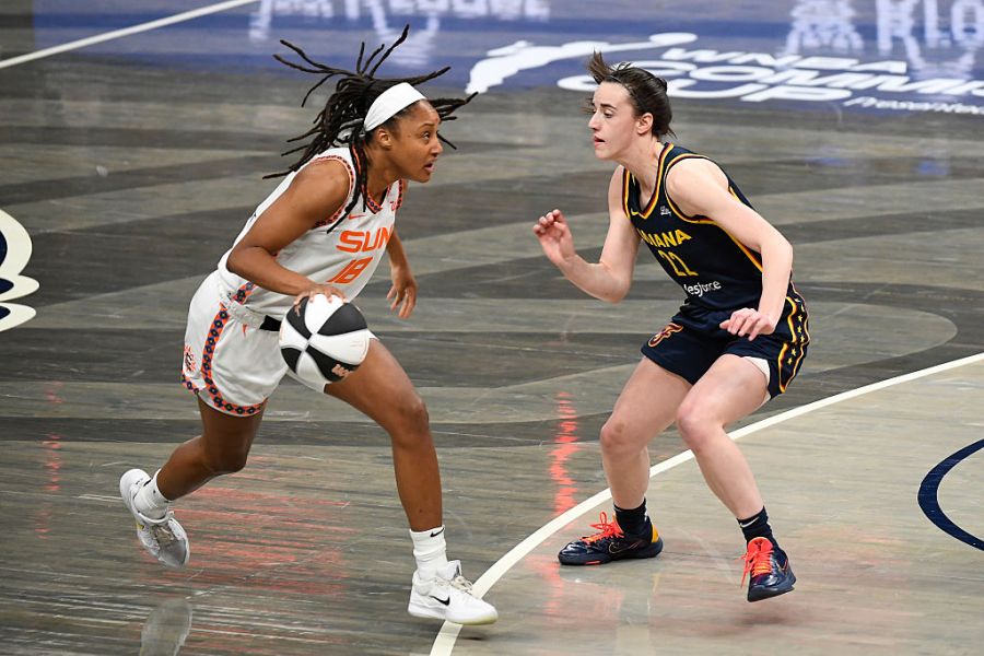 WNBA: JUN 17 Connecticut Sun at Indiana Fever