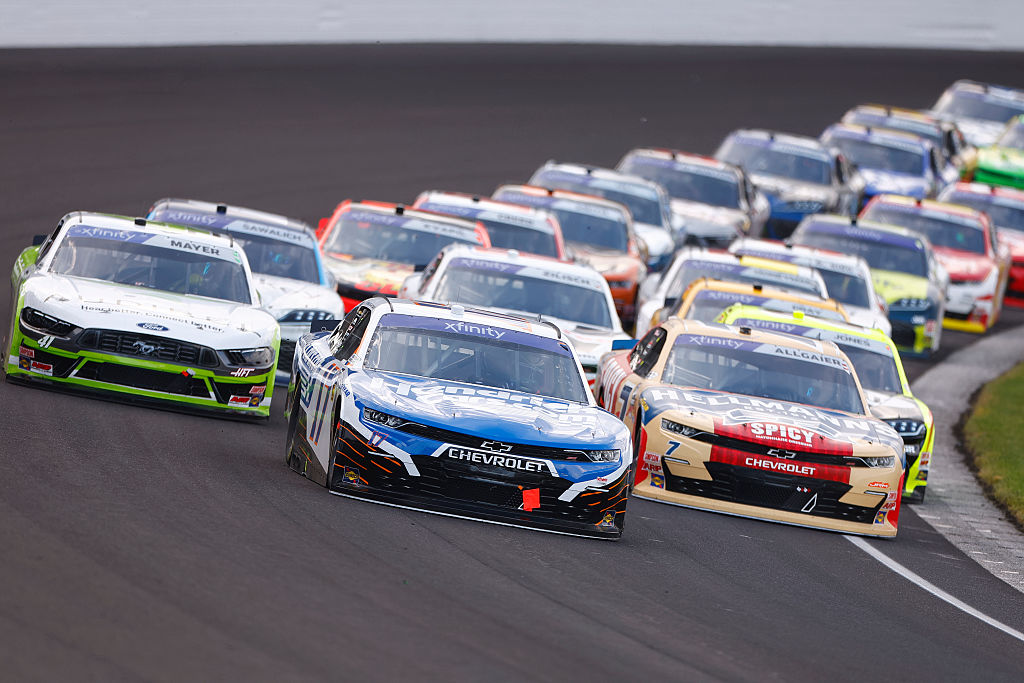 How To Listen To The Brickyard 400