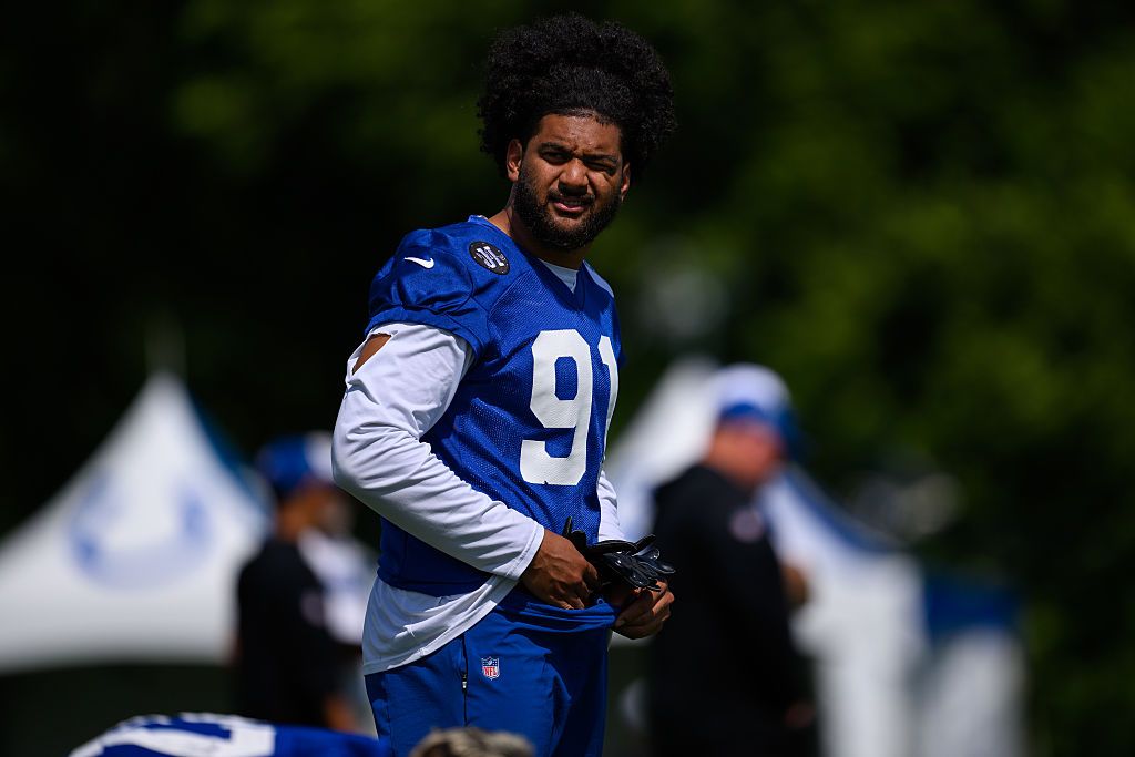 Colts DE Tuimoloau Talks First Training Camp