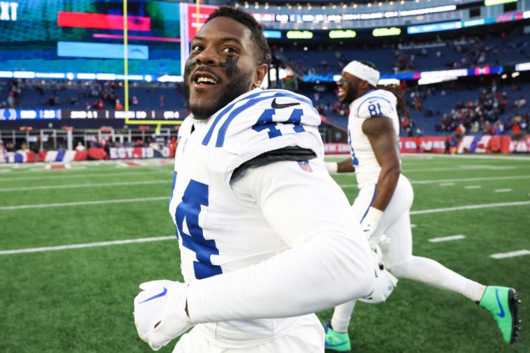 Zaire Franklin - 6-Time Captain