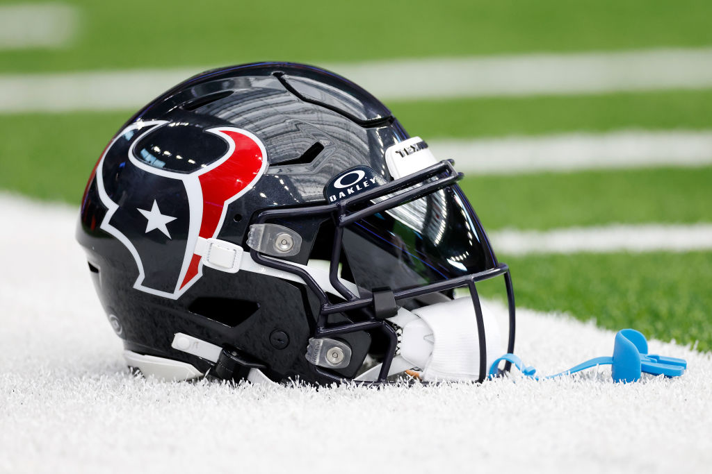Tennessee Titans v Houston Texans