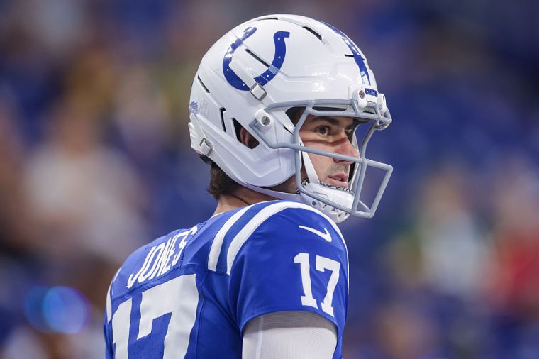 Hits: Daniel Jones