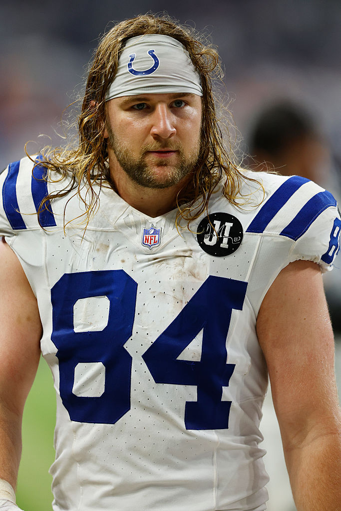 Hits: Tyler Warren Post Catch