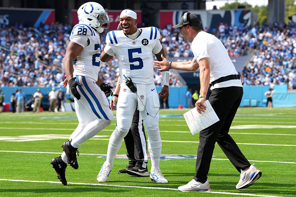 Indianapolis Colts v Tennessee Titans