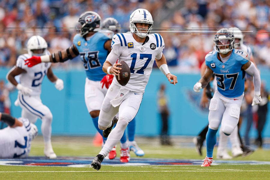 Indianapolis Colts v Tennessee Titans