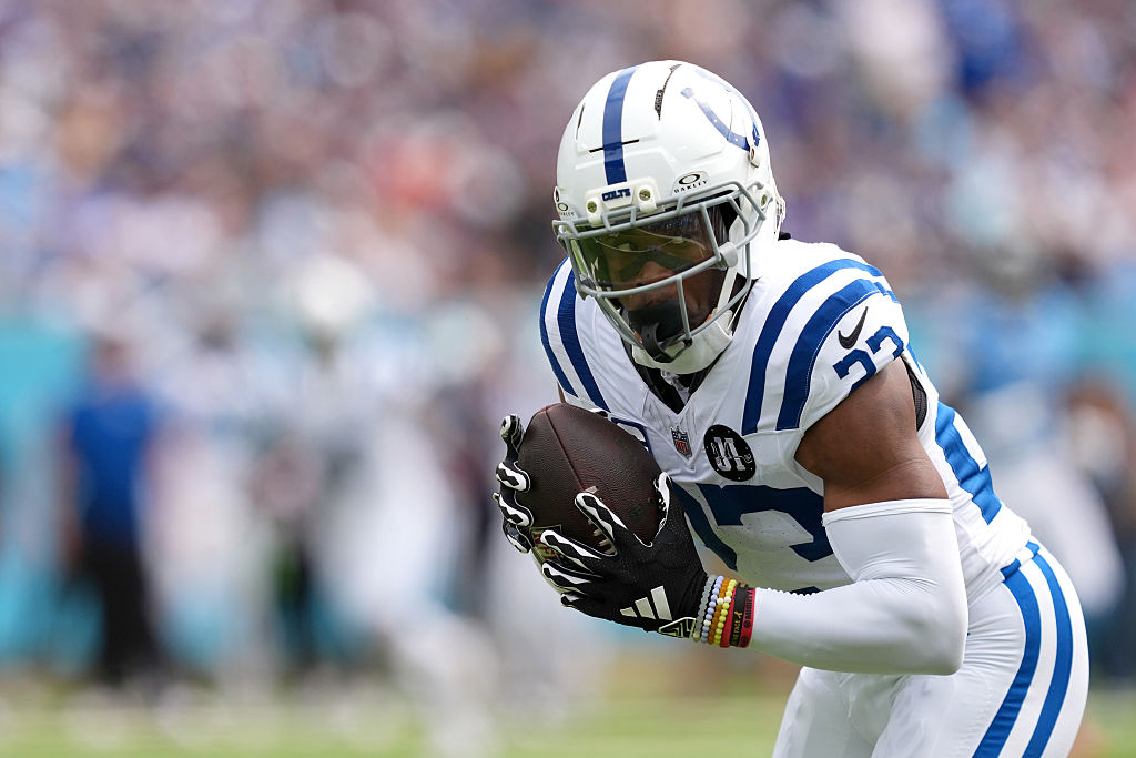 Indianapolis Colts v Tennessee Titans