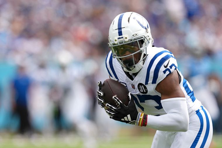 Hits: Kenny Moore II