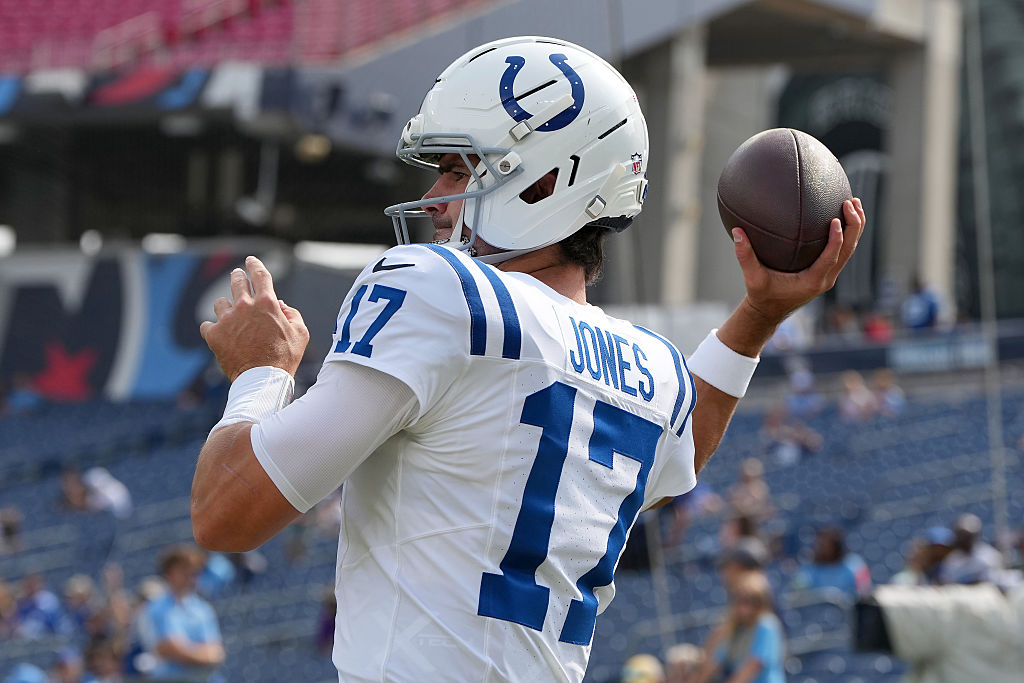 Indianapolis Colts v Tennessee Titans
