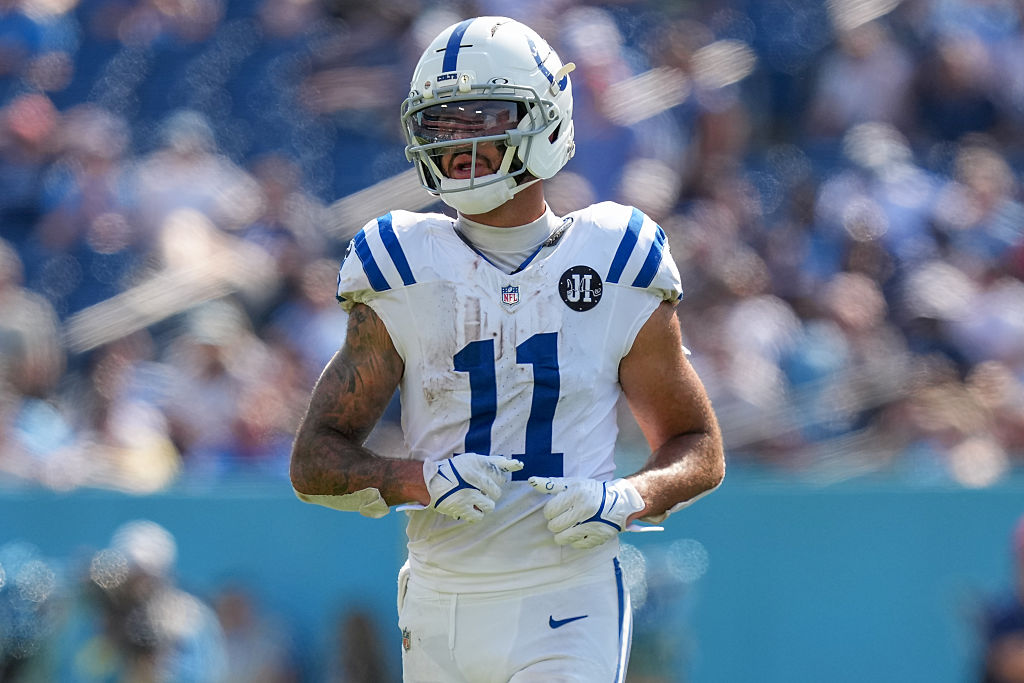 Indianapolis Colts v Tennessee Titans
