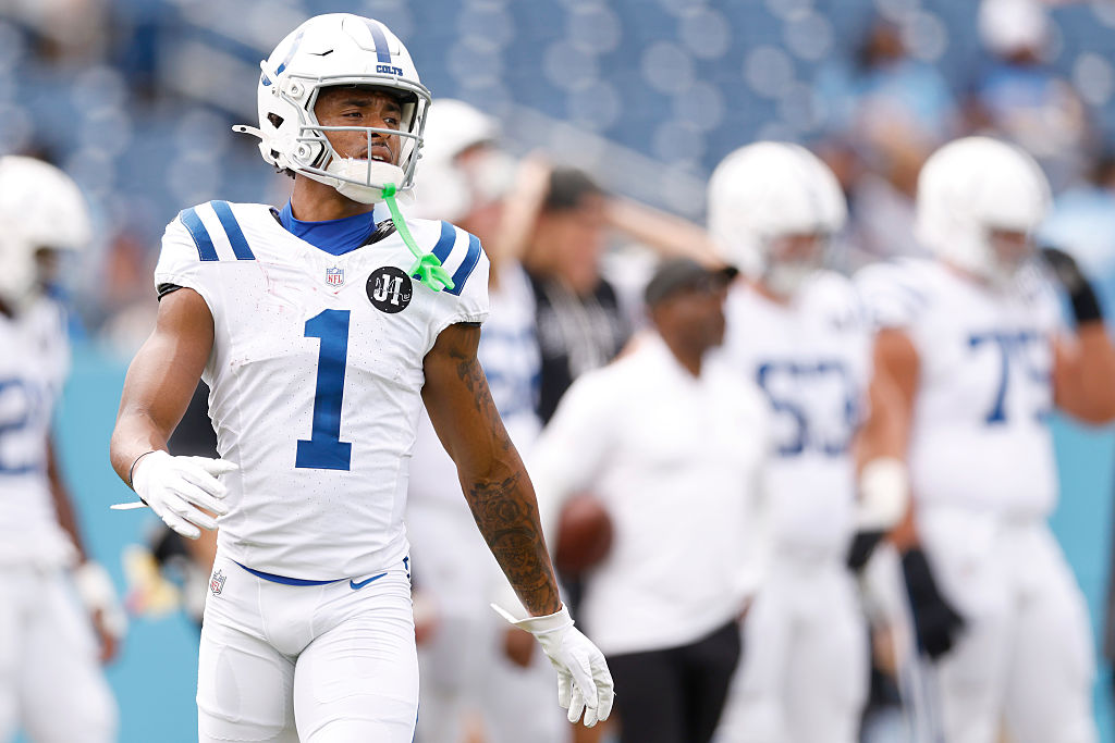 Indianapolis Colts v Tennessee Titans