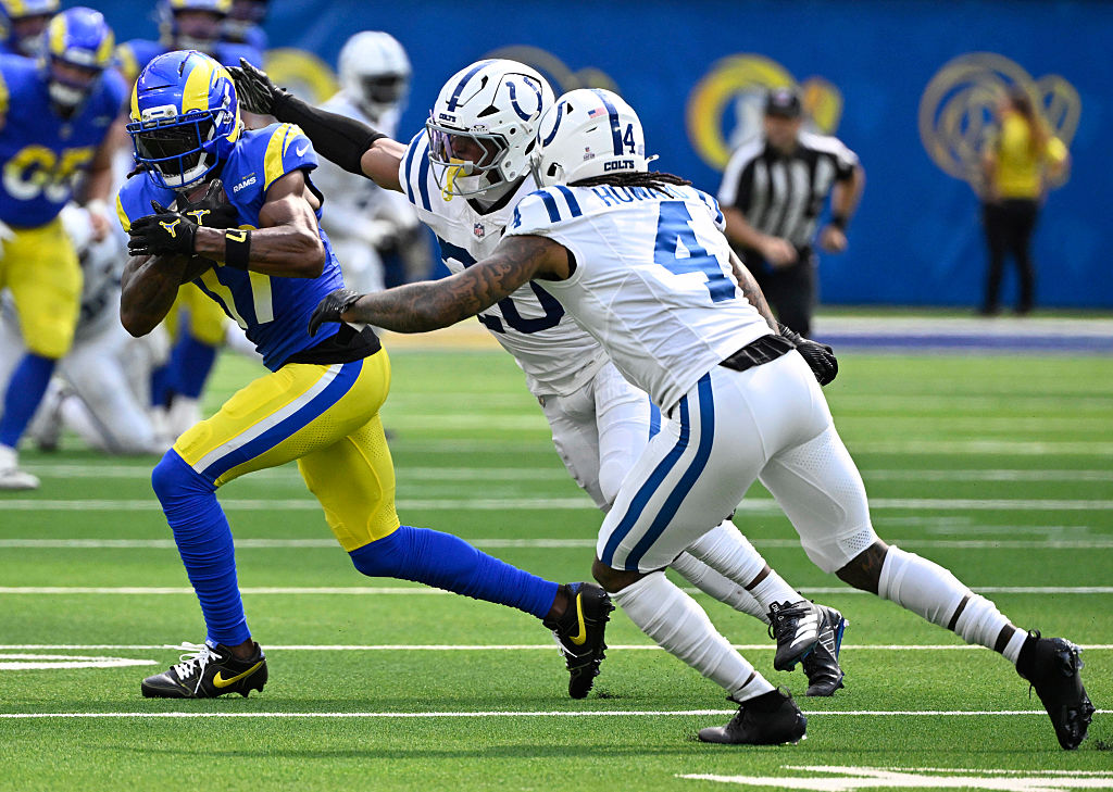 Los Angeles Rams defeated the Indianapolis Colts 27-20 to win a NFL football game.