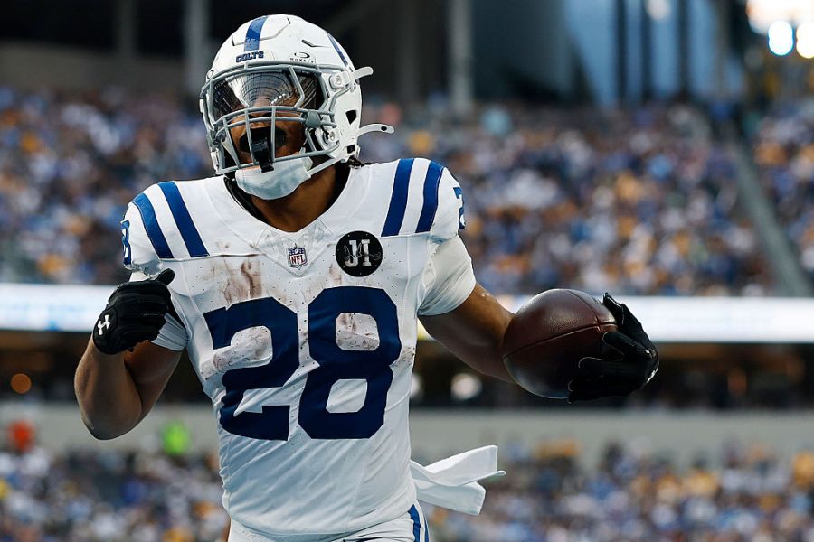 Indianapolis Colts v Los Angeles Chargers