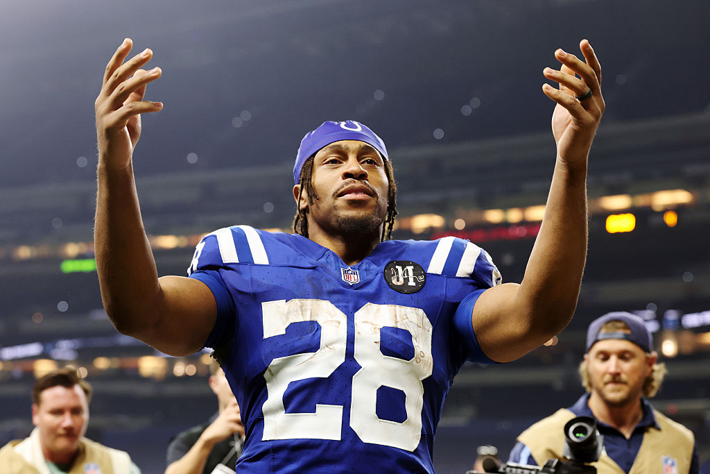 Tennessee Titans v Indianapolis Colts