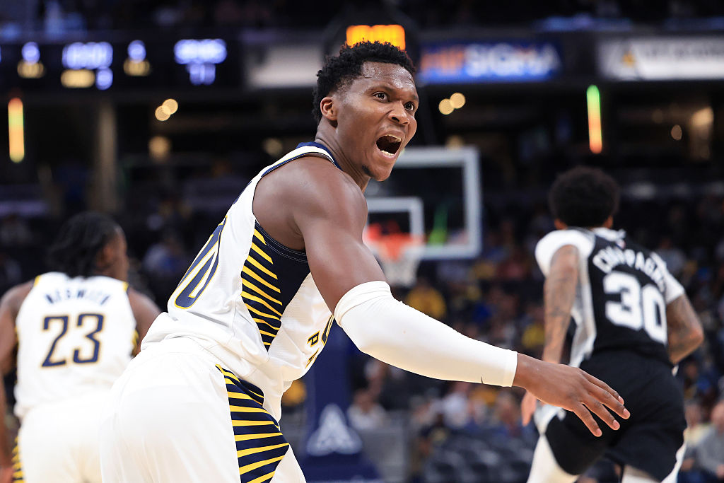 San Antonio Spurs v Indiana Pacers