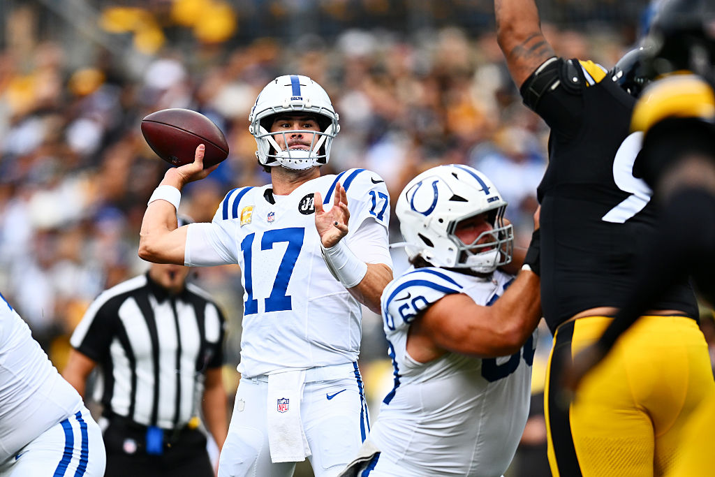 Indianapolis Colts v Pittsburgh Steelers