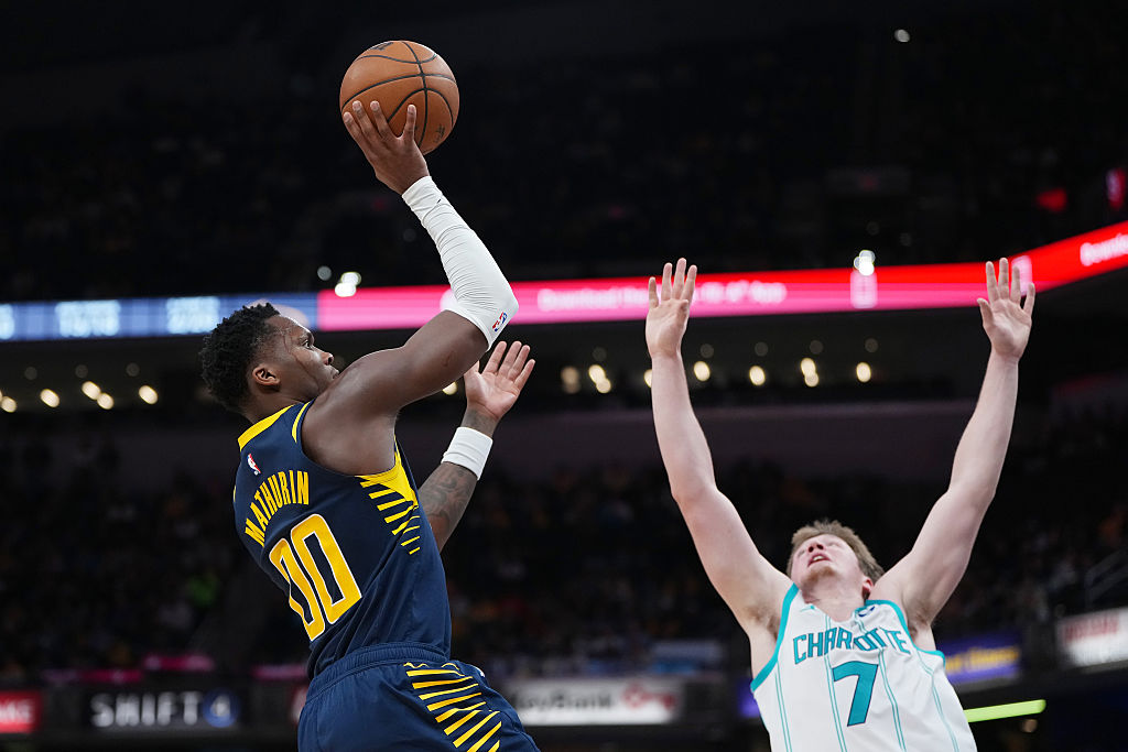 Pacers Snap Losing Skid With 127-118 Win Over Hornets