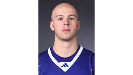 Chuck Hare | Forward | Holy Cross