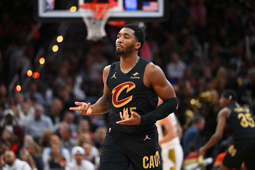 Donovan Mitchell Drops 32 in Cavaliers 120-109 Win Over Pacers