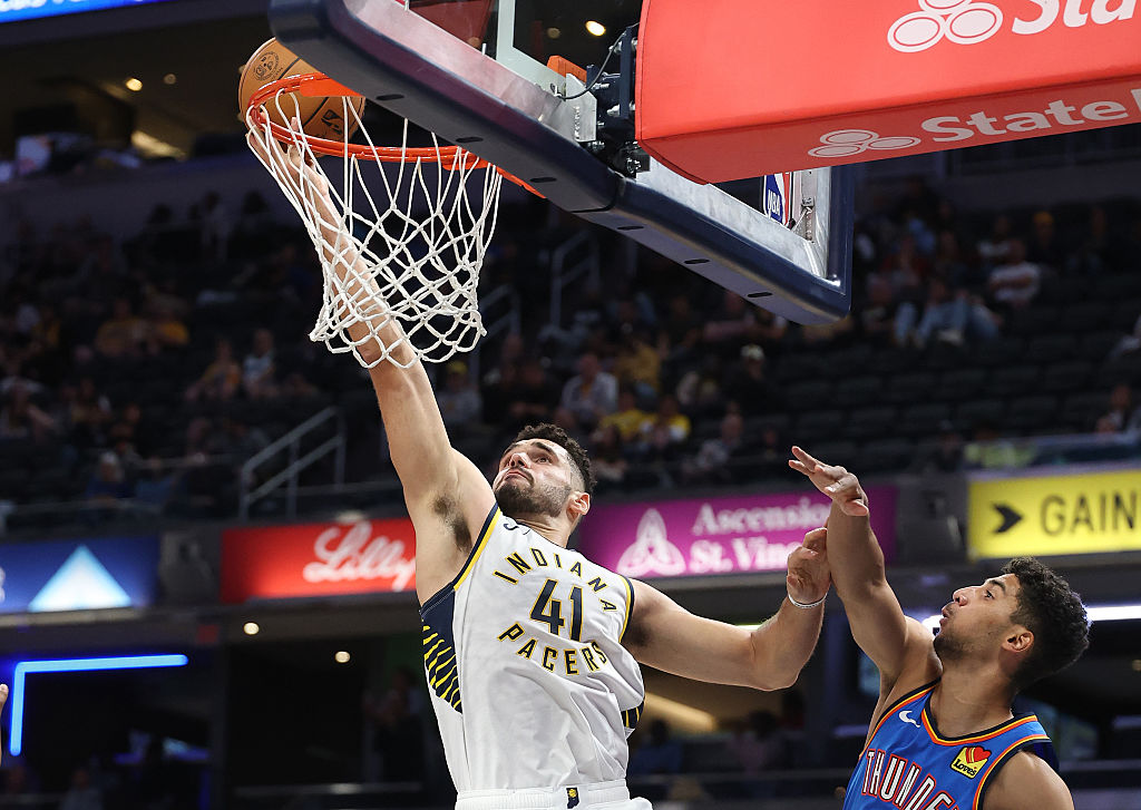 Oklahoma City Thunder v Indiana Pacers