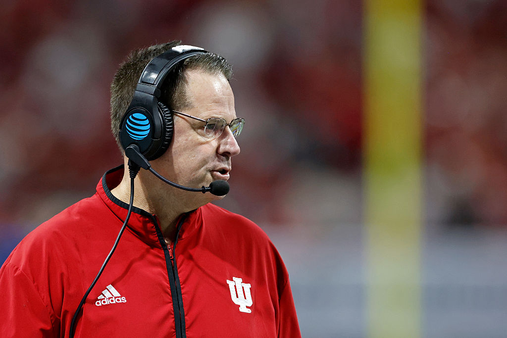 COLLEGE FOOTBALL: JAN 09 College Football Playoff Semifinal at the Chick-fil-A Peach Bowl Indiana vs Oregon