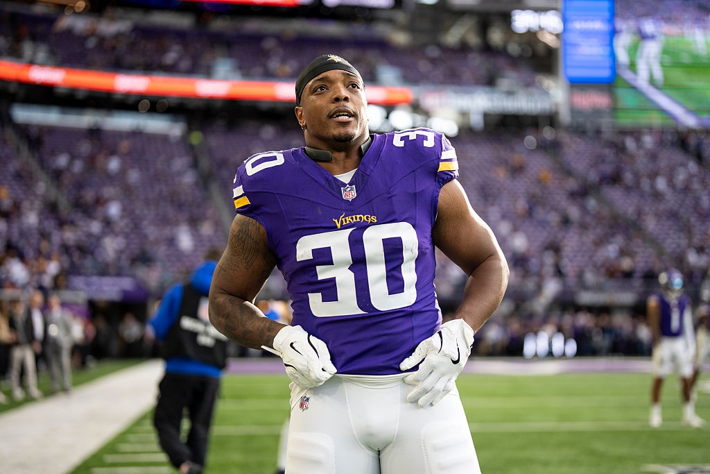 Washington Commanders v Minnesota Vikings - NFL 2025