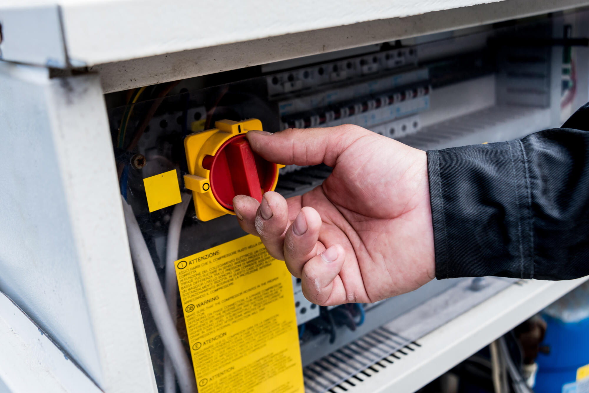 How HVAC services can help you avoid system breakdowns this summer